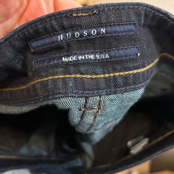 Hudson Beth Mid Rise Boot Cut Jeans Dark Wash - size 28 - Picture 4 of 6